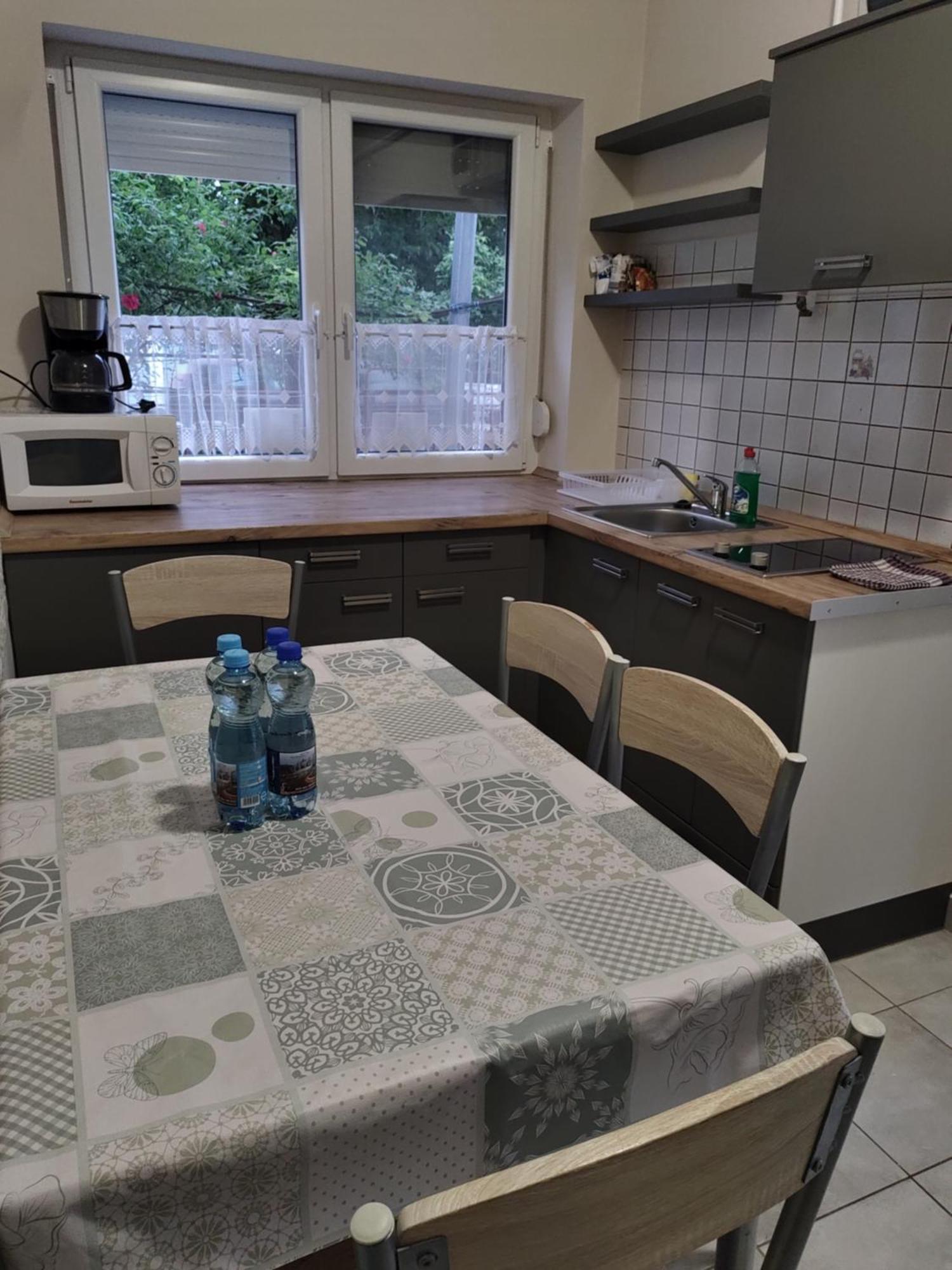 Berta Panzio Bed & Breakfast Hajdúszoboszló Eksteriør bilde